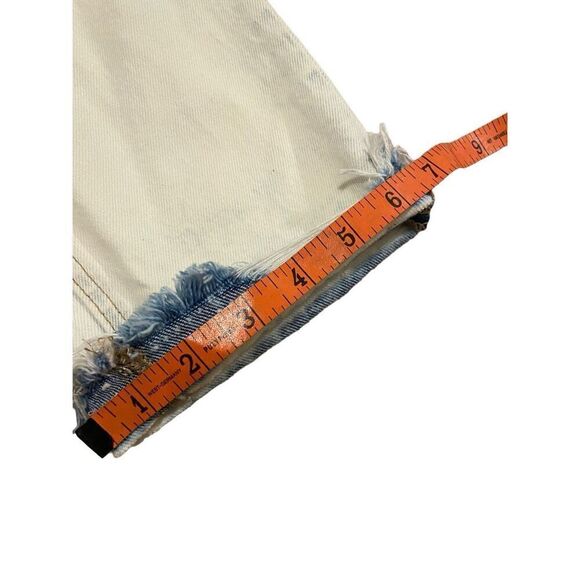 Nwt Vervet By Flying Monkey Emma Mom Lightwash Jeans Straight Leg Denim Destroye - Picture 12 of 15